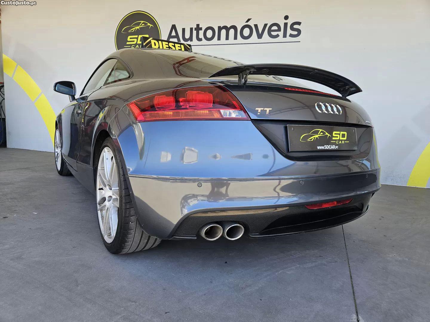 Audi TT 2.0 tdi quattro s-line — fotografia 5