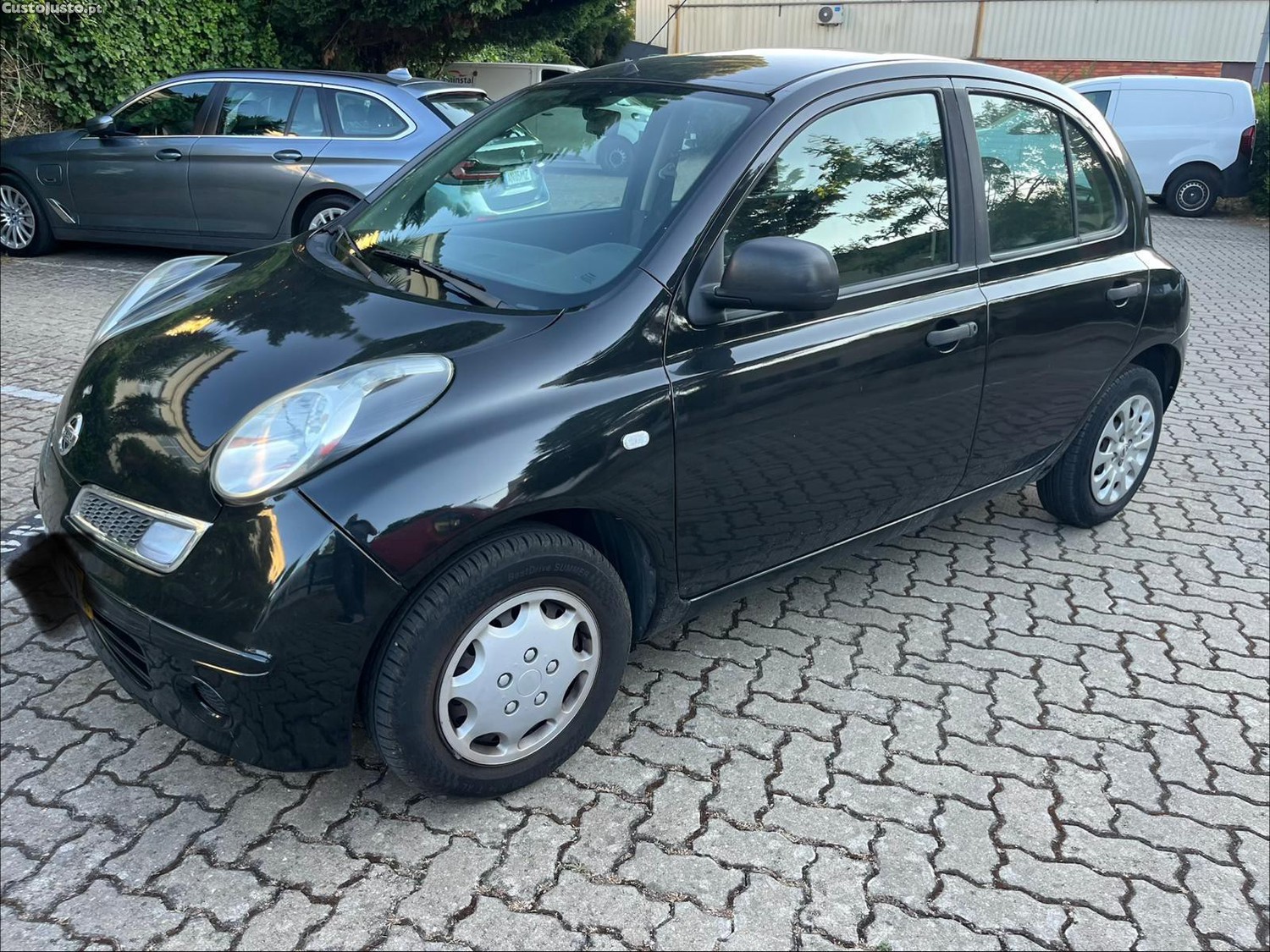 Nissan Micra Confort — fotografia 9