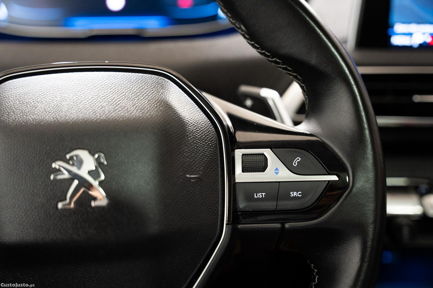 Peugeot 5008 1.2 PureTech Allure EAT8 — fotografia 15