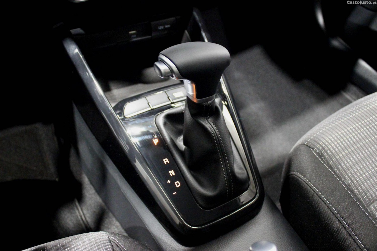Kia Stonic 1.0 T-GDI Drive 7DCT — fotografia 2