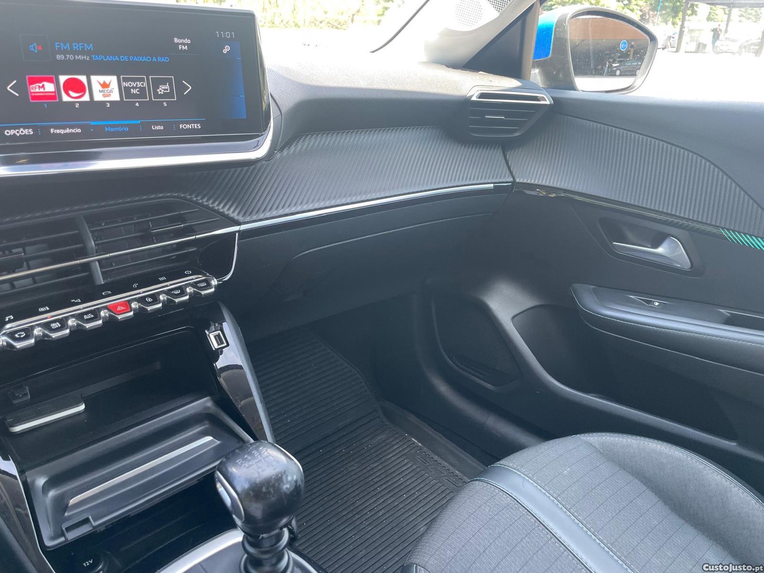 Peugeot 208 ALLURE — fotografia 11