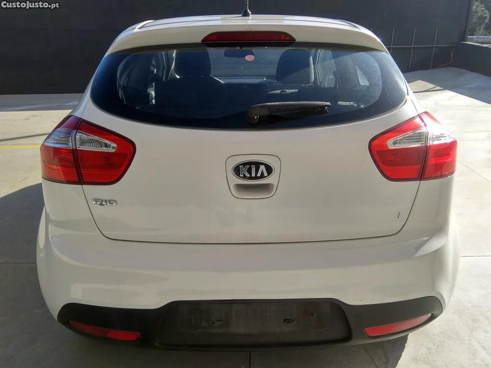 Kia Rio 1.2 CVVT (62 kW / 84 cv) [09.2011 - 12.2017] - 13 foto 5