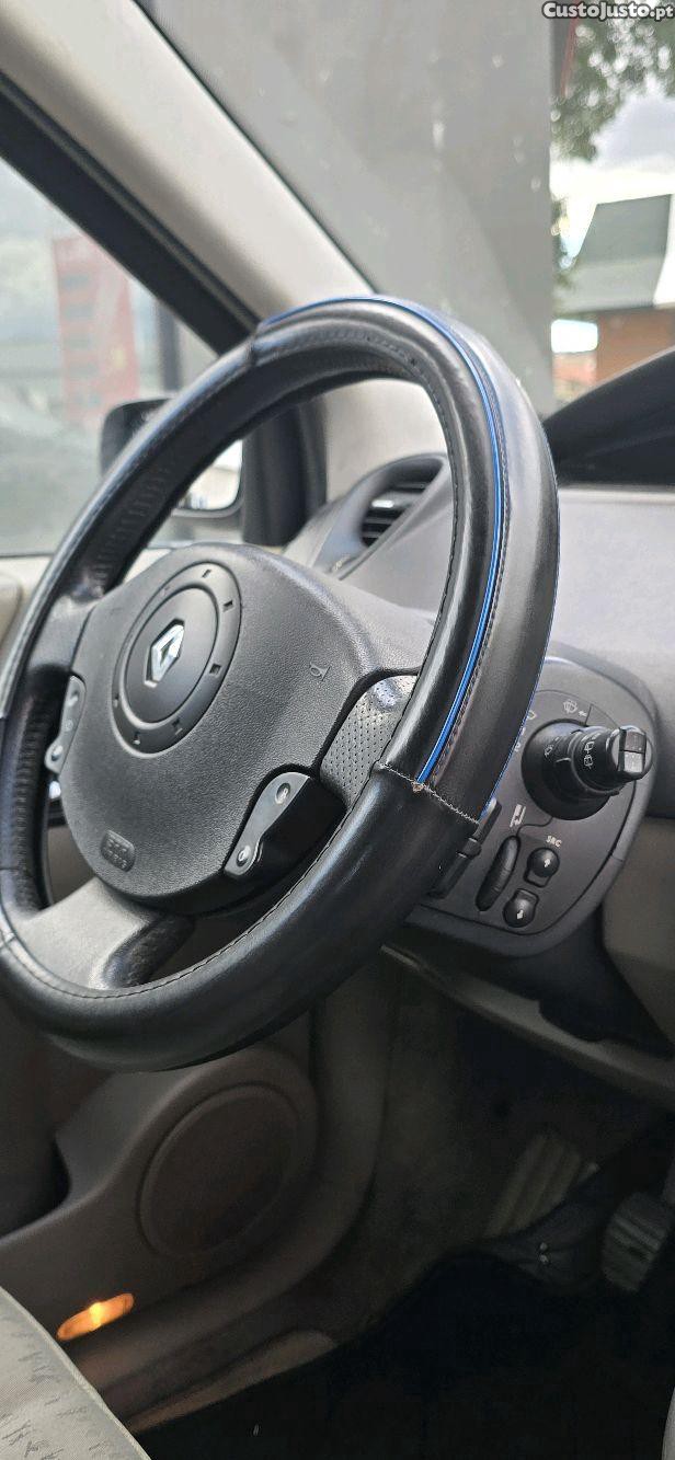 Renault Scénic dynamic — fotografia 5