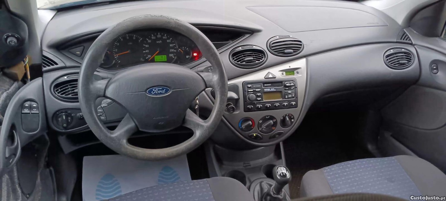 Ford Focus () — fotografia 7