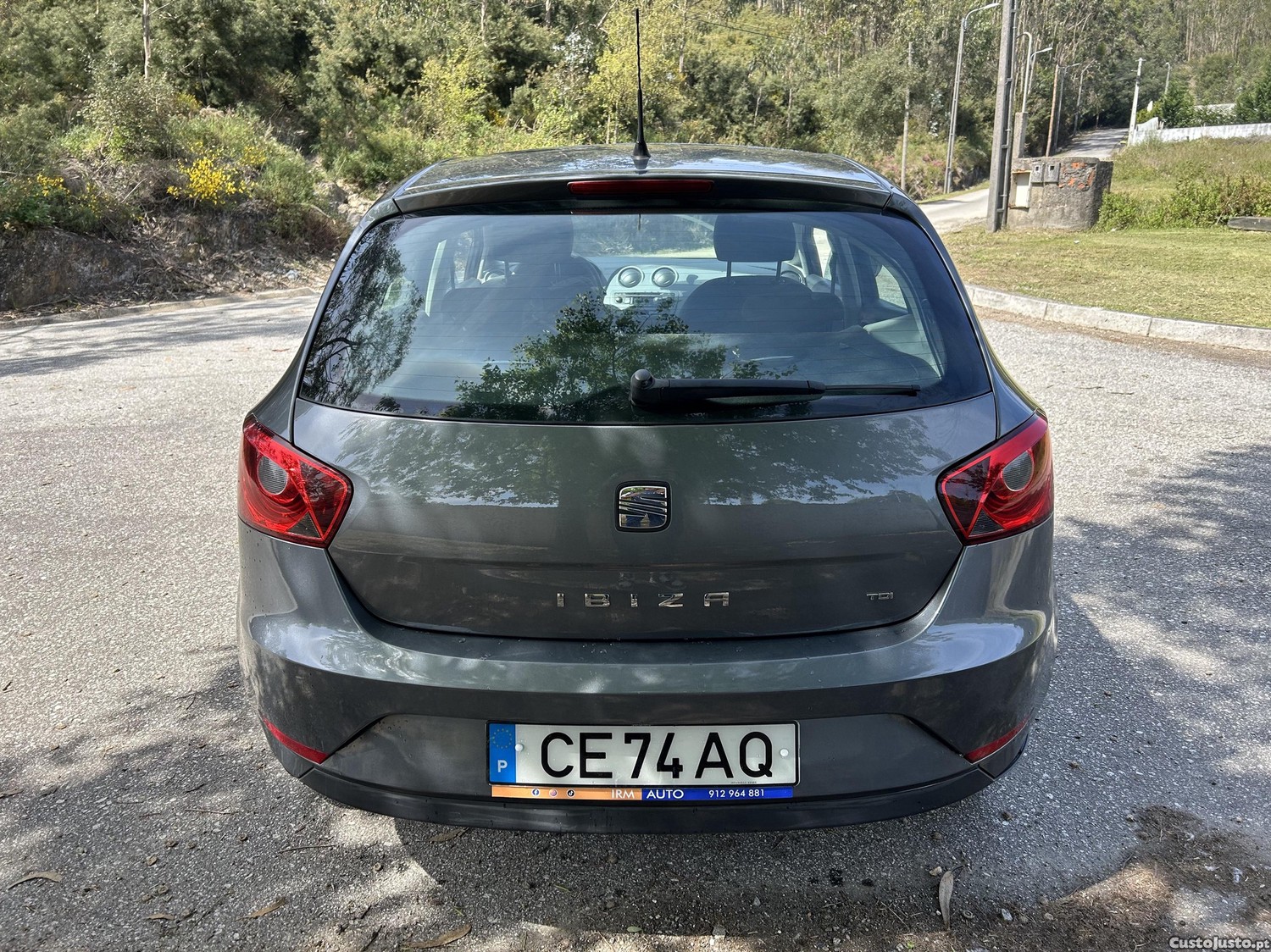 SEAT Ibiza 1.2 Tdi — fotografia 4