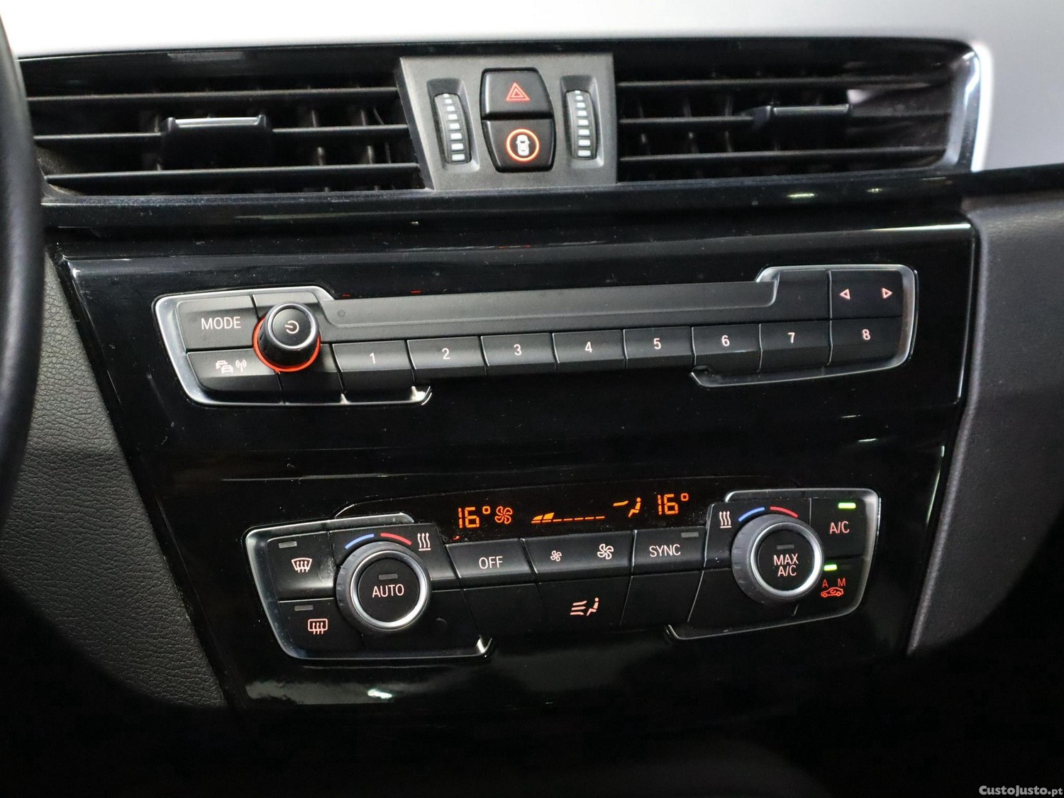 BMW X1 25 e xDrive — fotografia 4