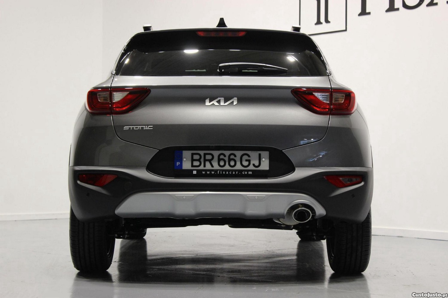 Kia Stonic 1.0 T-GDI Drive 7DCT — fotografia 24