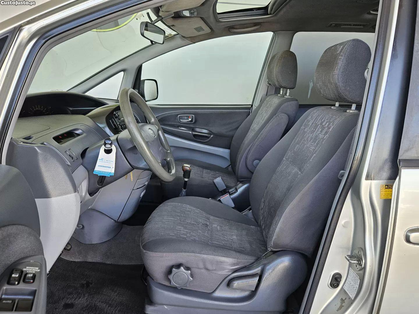 Toyota Previa 2.0 d4d pack+ep — fotografia 4