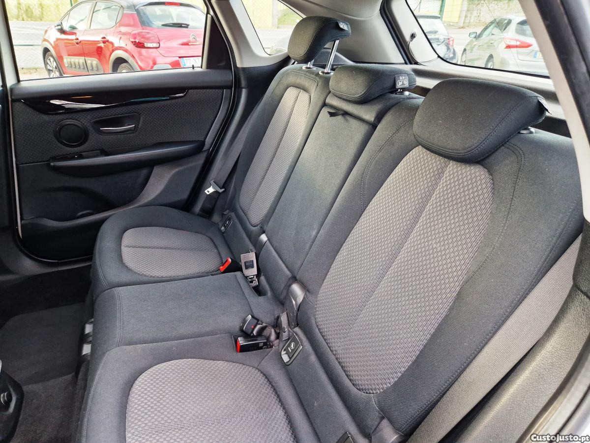 BMW 216 Active Tourer Advantage Auto Nacional — fotografia 2