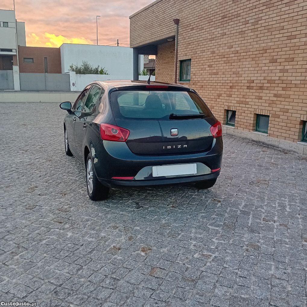 SEAT Ibiza 1.2 Style gasolina — fotografia 7