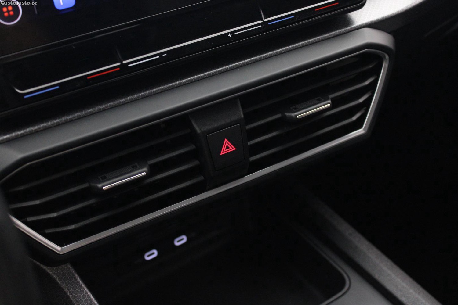 SEAT Leon 2.0TDI — fotografia 15