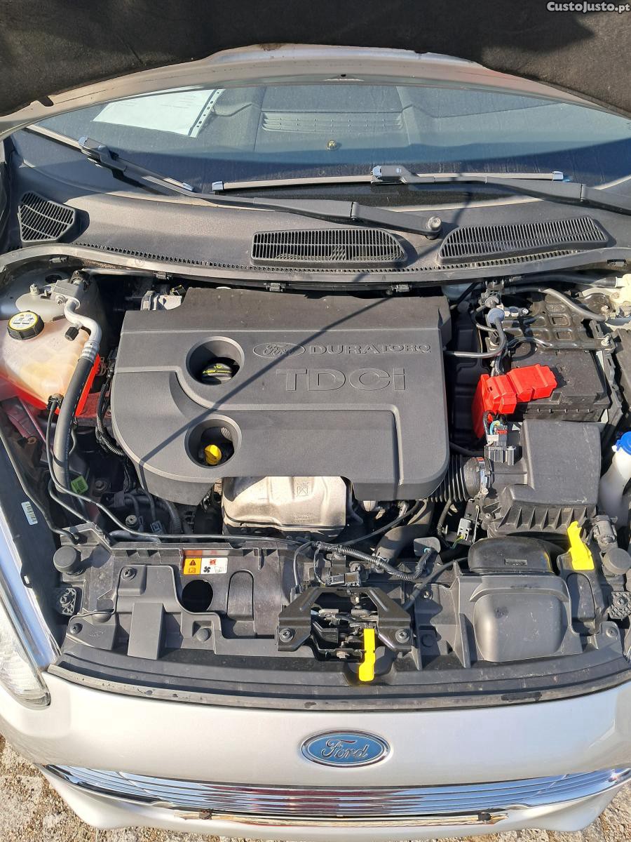 Ford Fiesta 1.5 Tdci Titanium — photo 5
