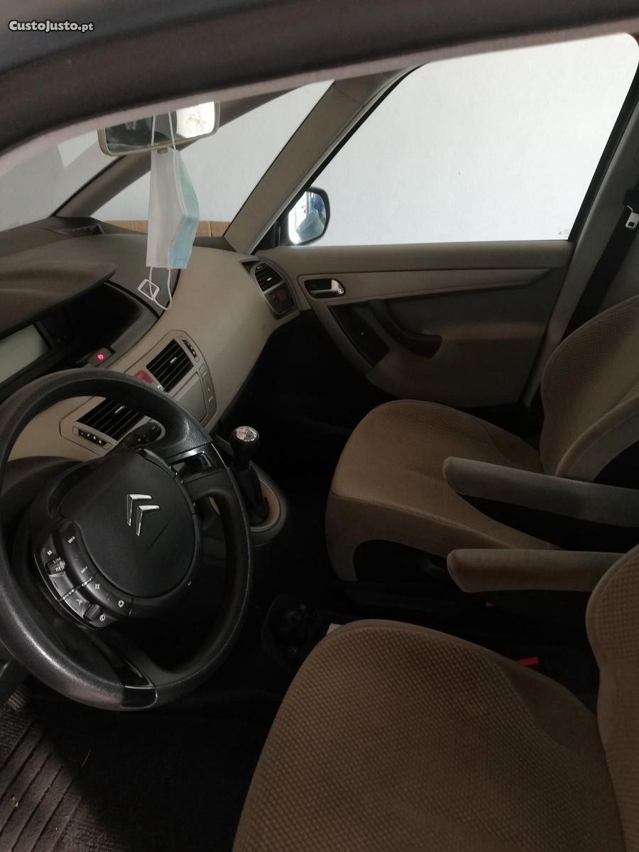 Citroën C4 Grand Picasso 1.6 HDI 7 Lugares - 06 foto 5