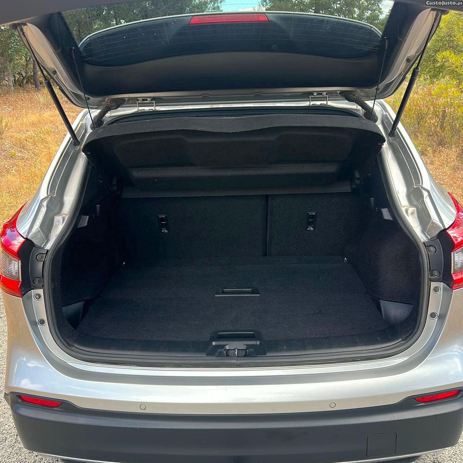 Nissan Qashqai 1.2 DIG-T N-Connecta — fotografia 8