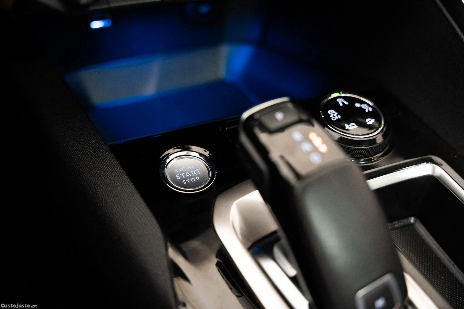 Peugeot 5008 1.2 PureTech Allure EAT8 — fotografia 5