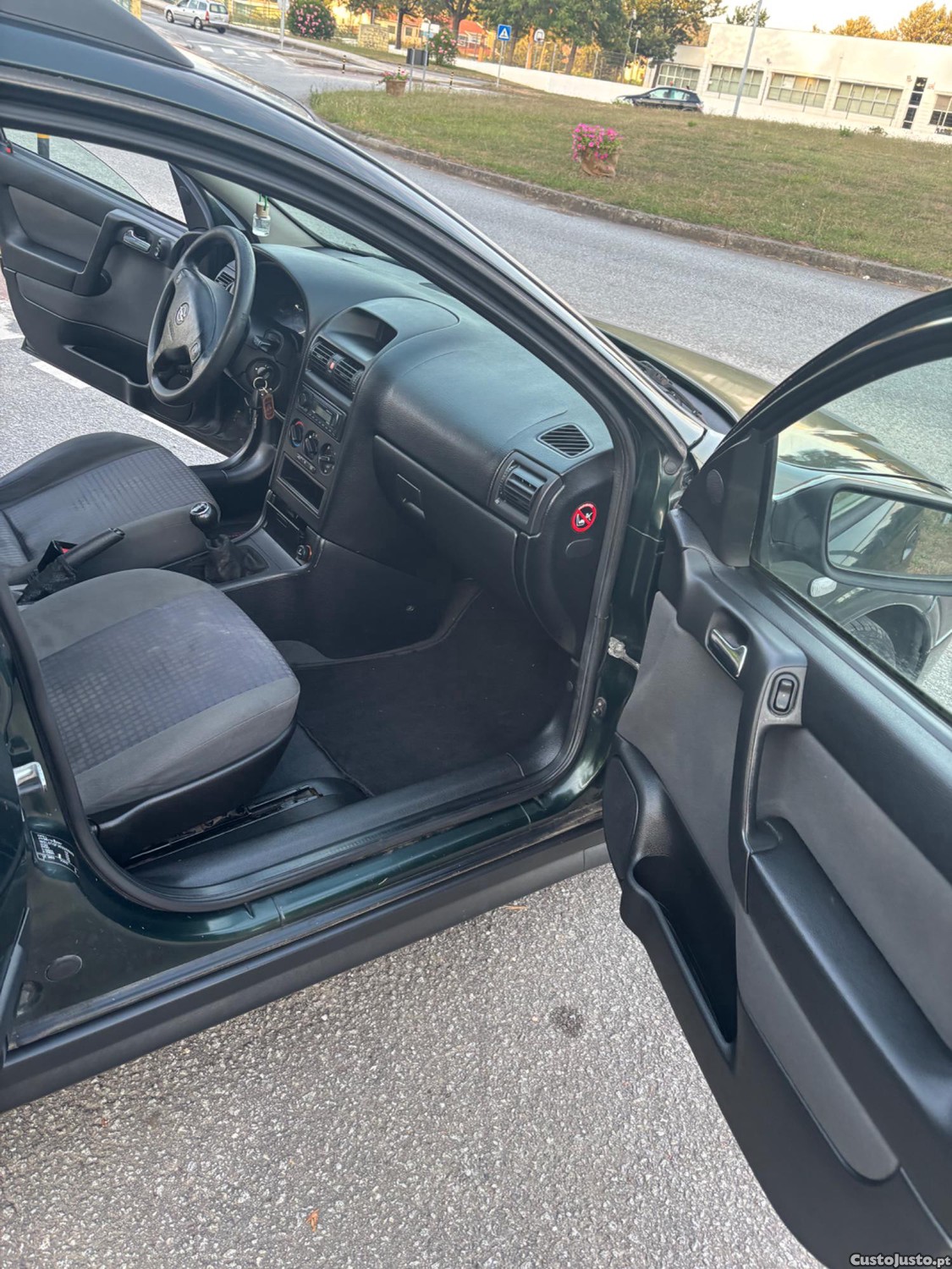 Opel Astra G 1.4i Gasolina — fotografia 2