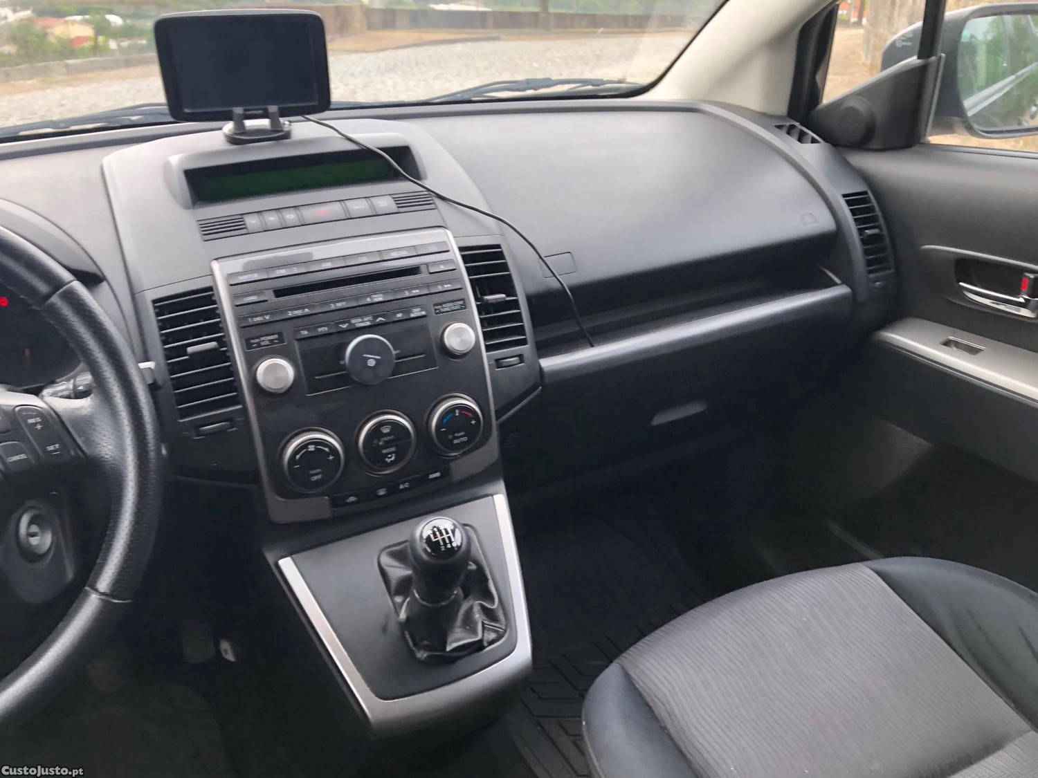 Mazda 5 2.0 CD 7 Lugares — fotografia 4