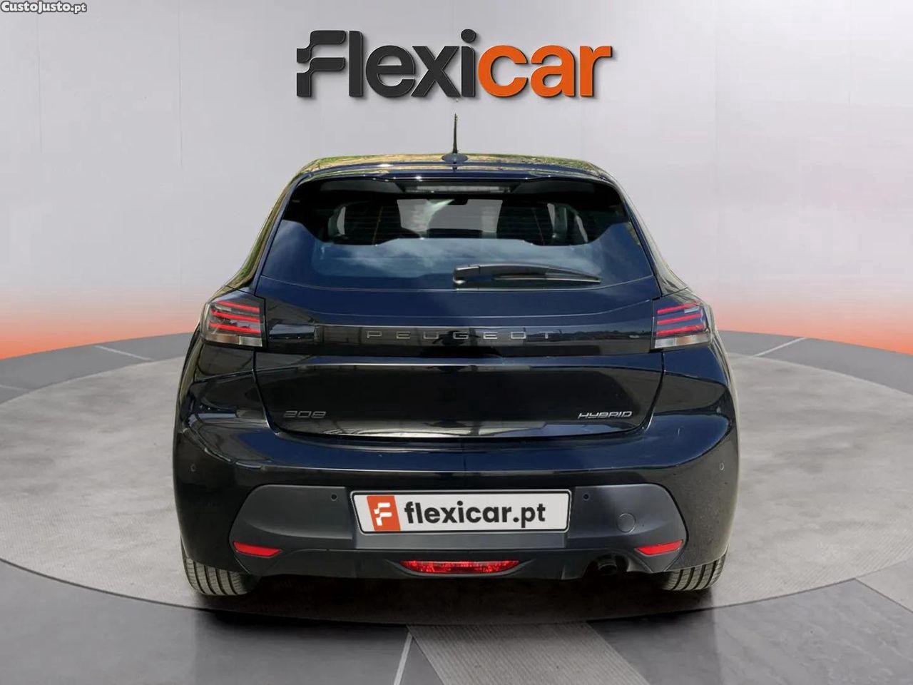 Peugeot 208 1.2 Hybrid Style e-DCS6 — fotografia 10
