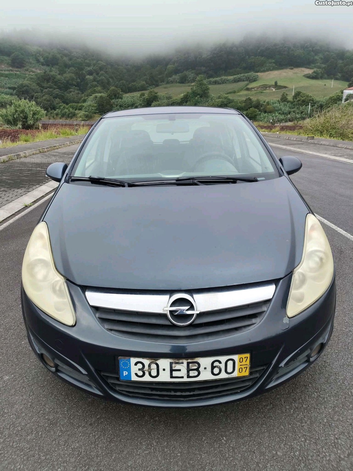 Opel Corsa 1.2 — fotografia 7