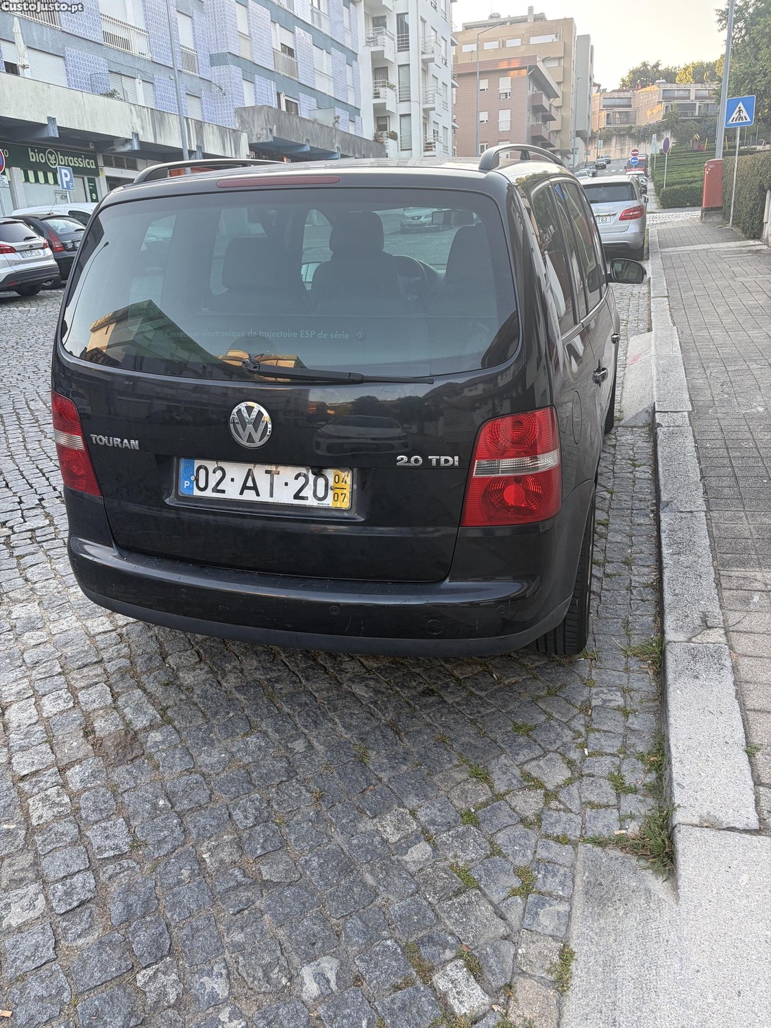 Volkswagen Touran Highline — fotografia 2