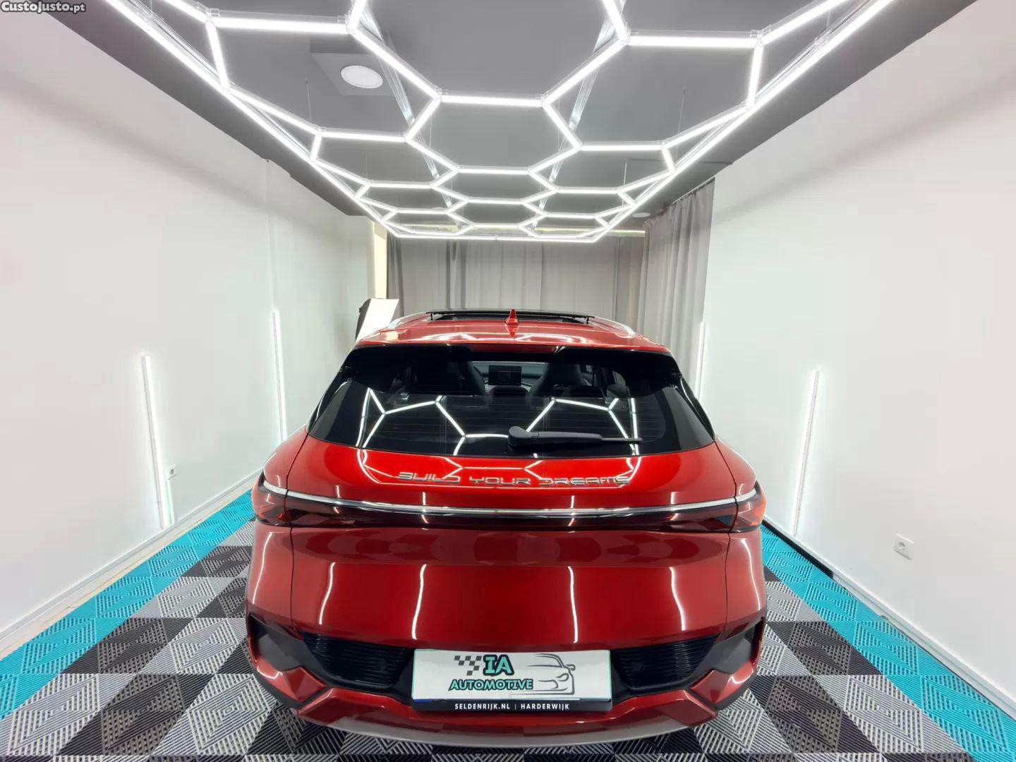 BYD Atto 3 60.48 kwh design — fotografia 19