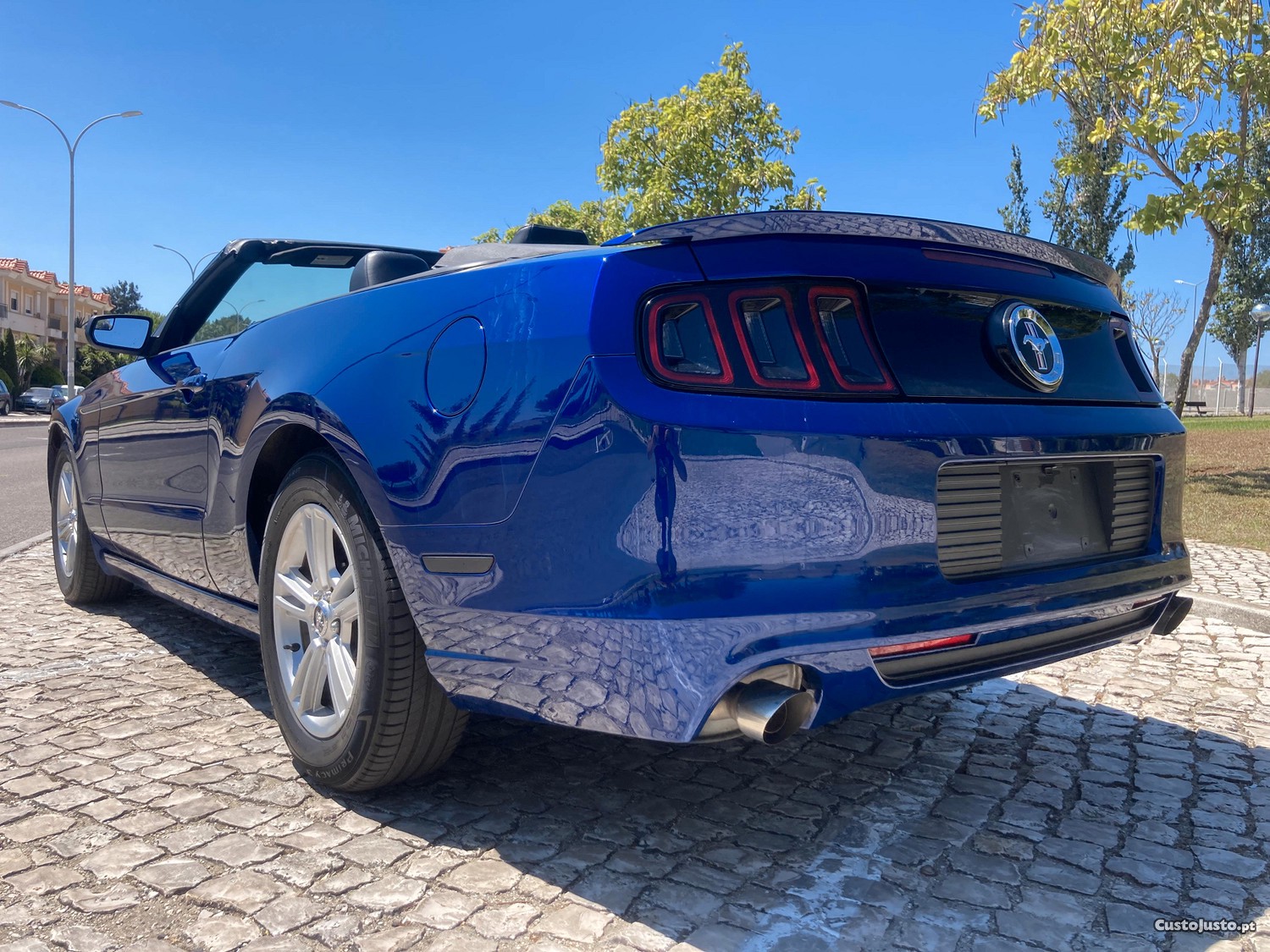 Ford Mustang Convertible V6 3.7 309cv - 14 foto 4