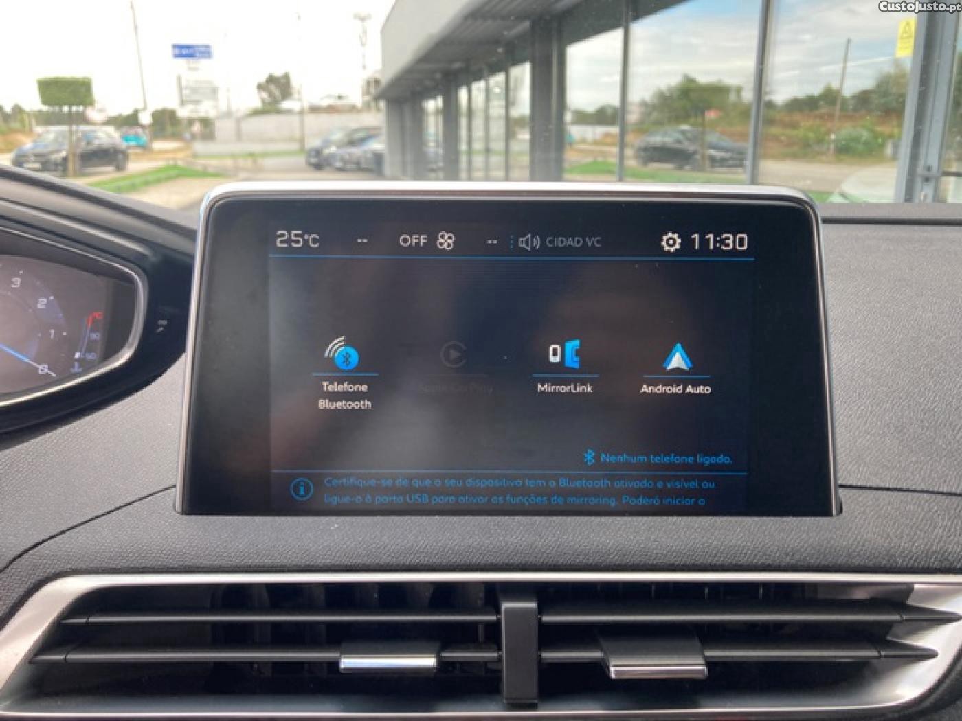 Peugeot 3008 1.2 PureTech Active — fotografia 9