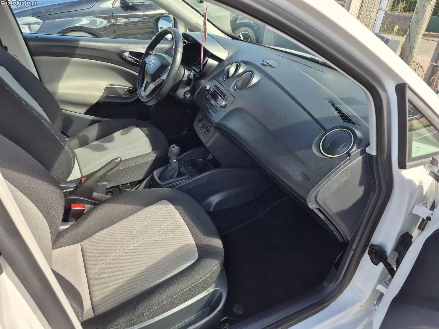 SEAT Ibiza 1.2 tdi cr ecomotive style 4you — fotografia 11