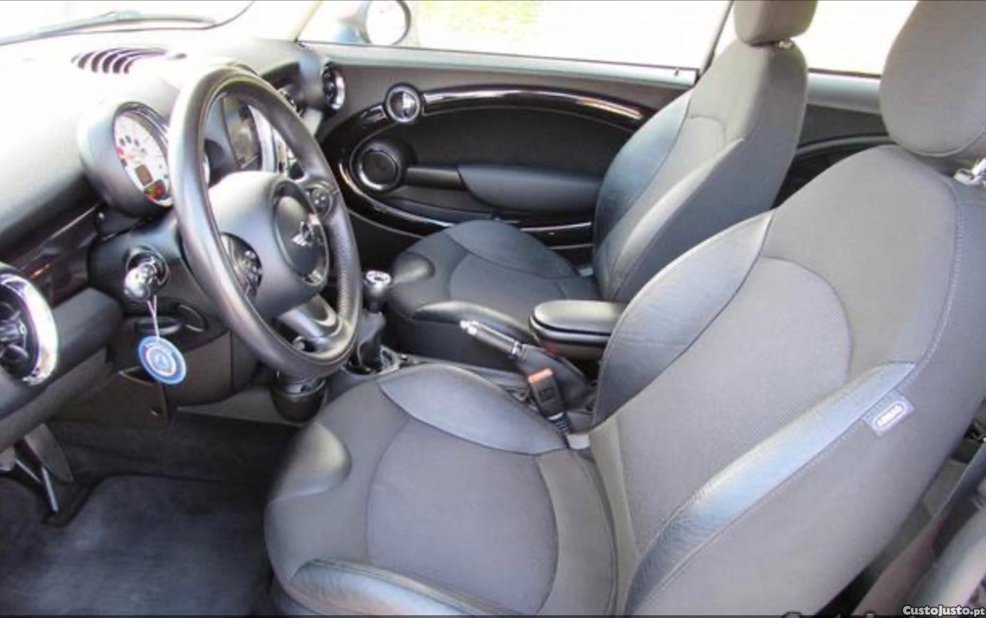 MINI Cooper D 1.6 112 CV Full Extras — fotografia 9