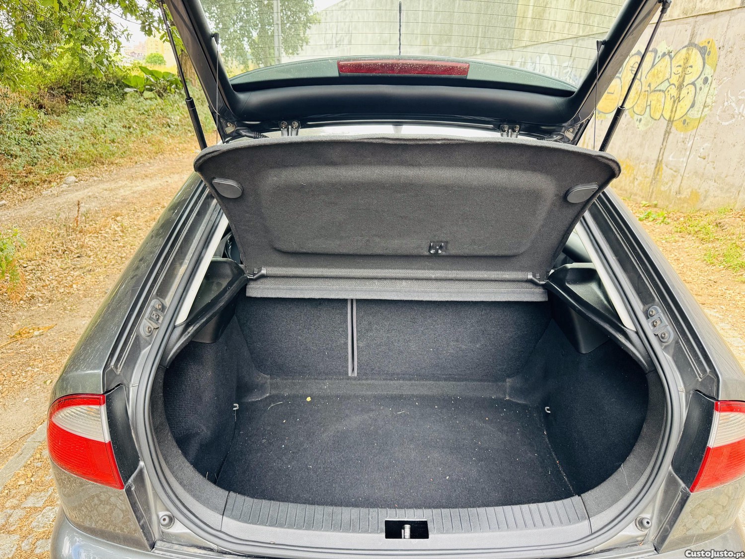 SEAT Leon 1.4 gasolina 169.000km — fotografia 3