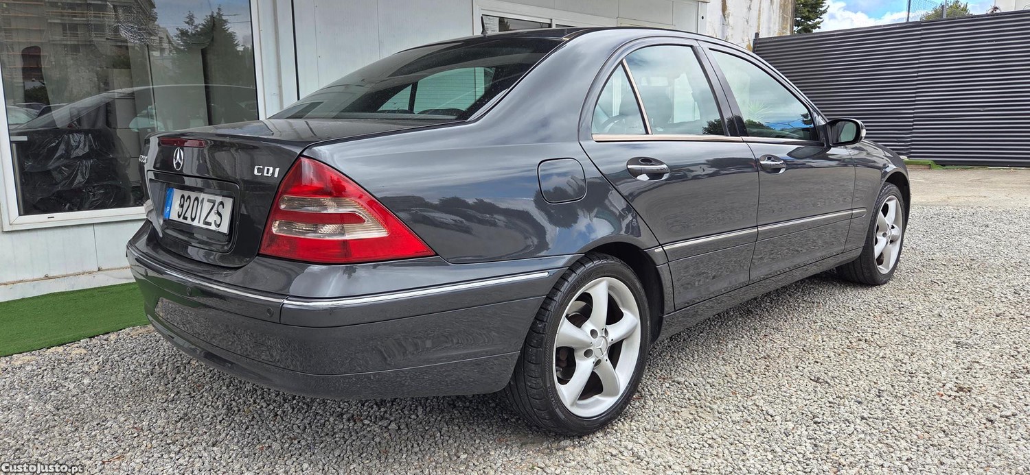 Mercedes-Benz C 220 CDI CX Autonatica — fotografia 13