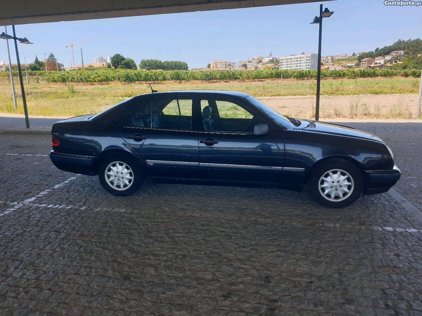 Mercedes-Benz E 220 E220 cdi elegance 99 — fotografia 11