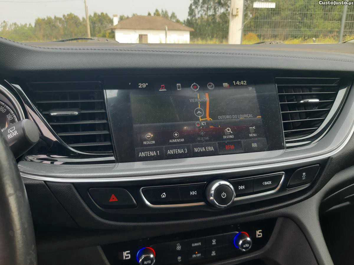 Opel Insignia 1.6 Cdti Sports Busines Edition — fotografia 2