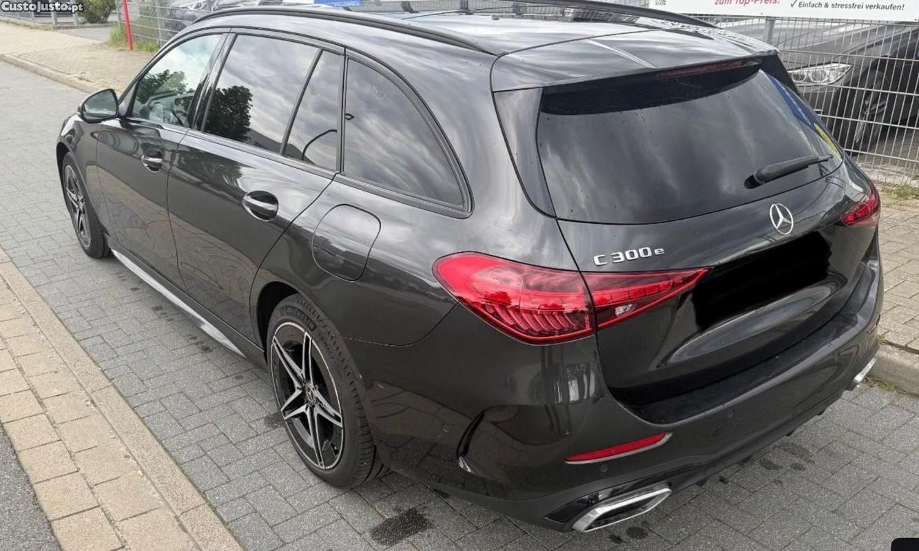 Mercedes-Benz C 300 e 9G-TRONIC AMG Line Advanced — fotografia 7