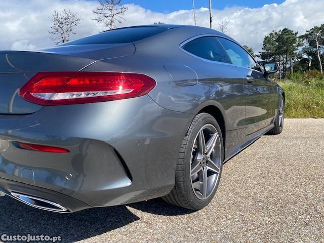 Mercedes-Benz C 250 Coupe — fotografia 5