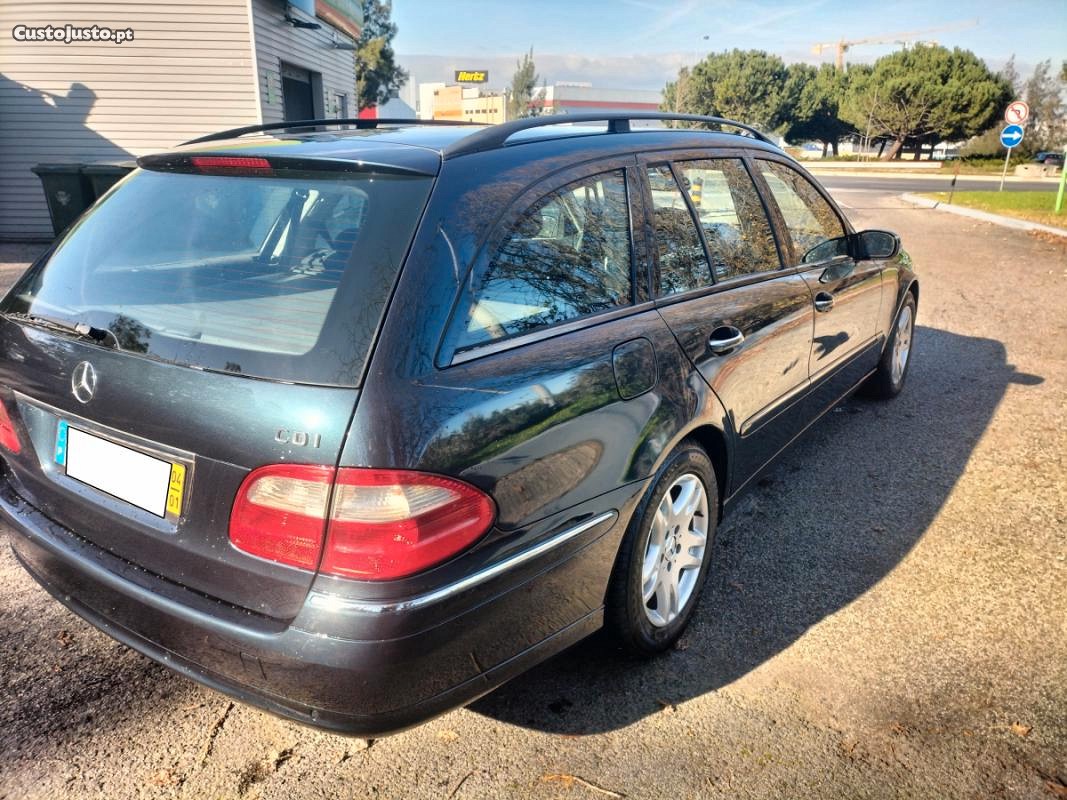 Mercedes-Benz E 220 CDI Station Aut. 7 Lugares — photo 5