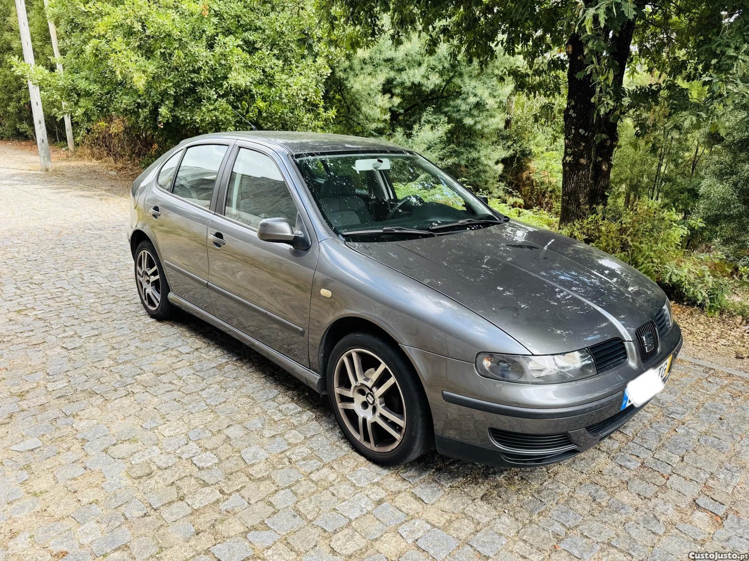 SEAT Leon 1.4 gasolina 169.000km — fotografia 11