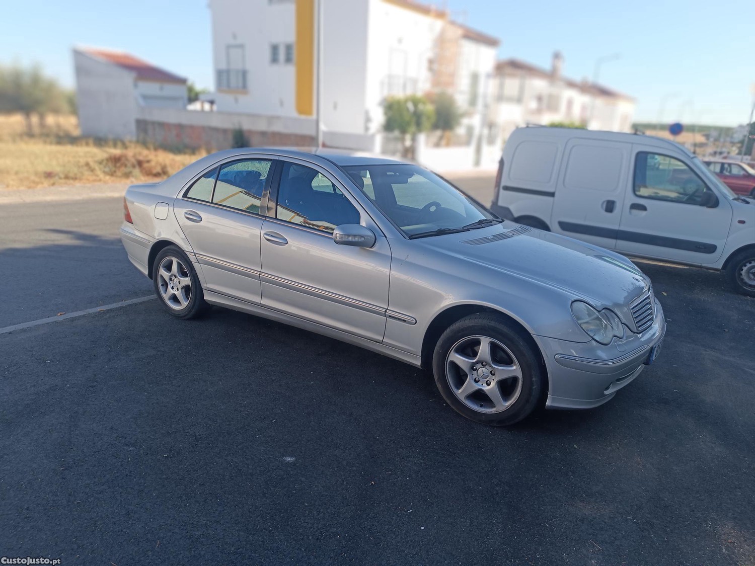 Mercedes-Benz C 220 Avantgard — fotografia 5
