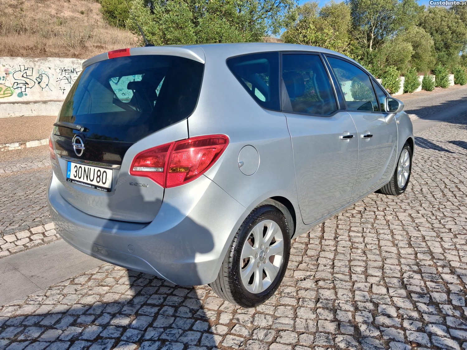Opel Meriva 1.3 CDti Ecoflex Cosmo 95cv — fotografia 9