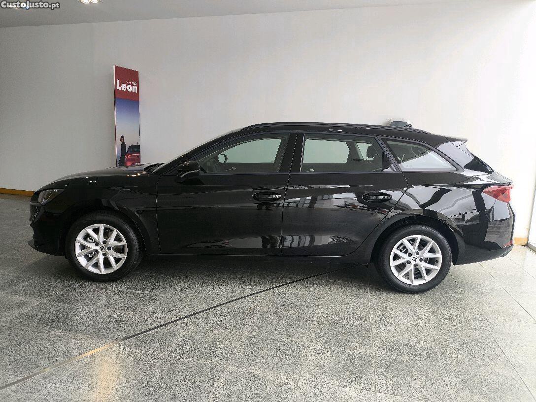 SEAT Leon 2.0 TDI SP Style — fotografia 7