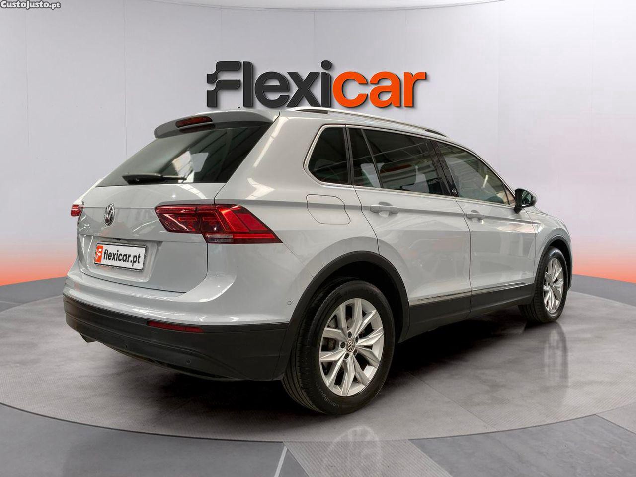 Volkswagen Tiguan 2.0 TDI SCR (BlueMotion ) Sound — fotografia 18