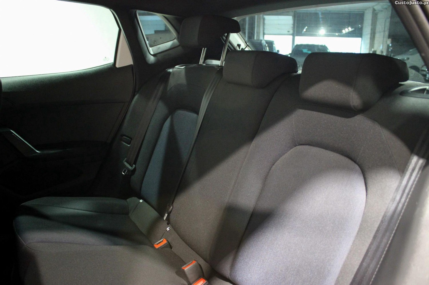 SEAT Ibiza 1.0 TSI FR — fotografia 4