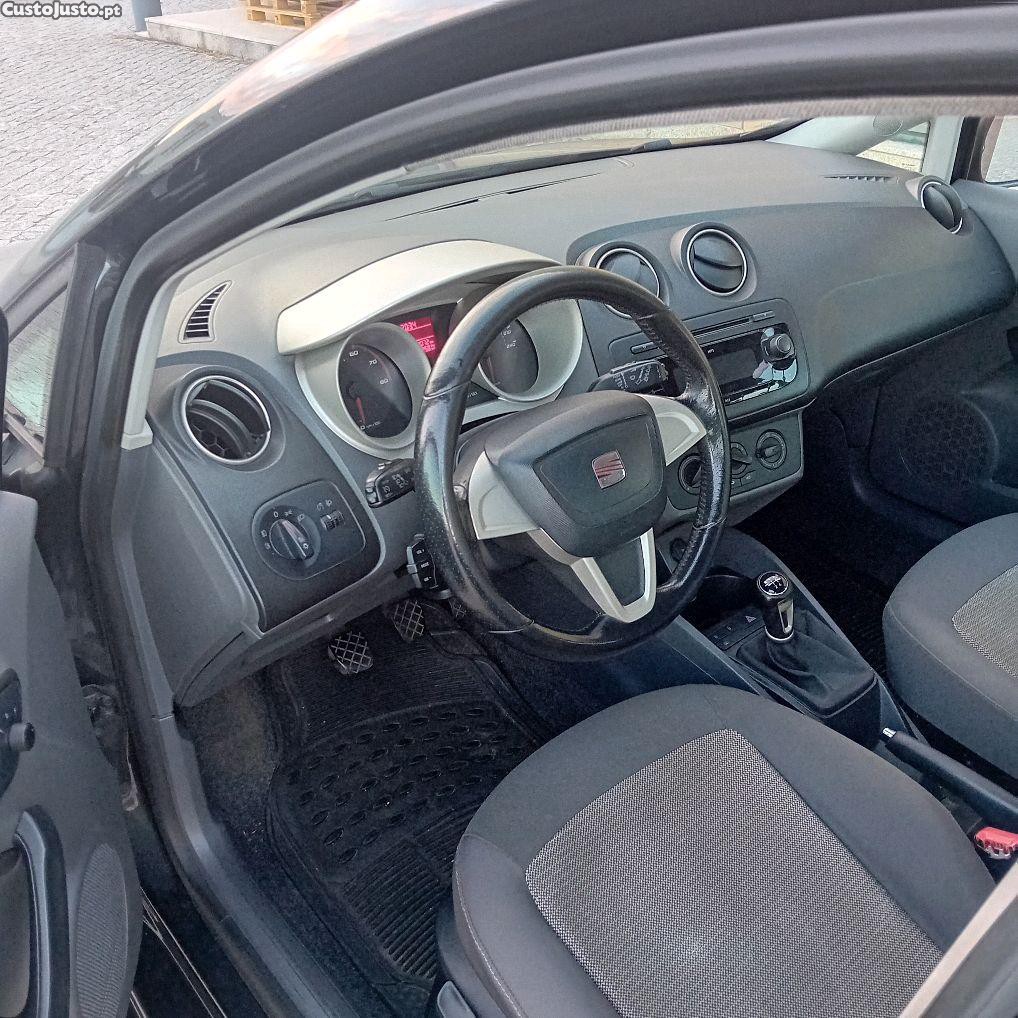 SEAT Ibiza 1.2 Style gasolina — fotografia 5