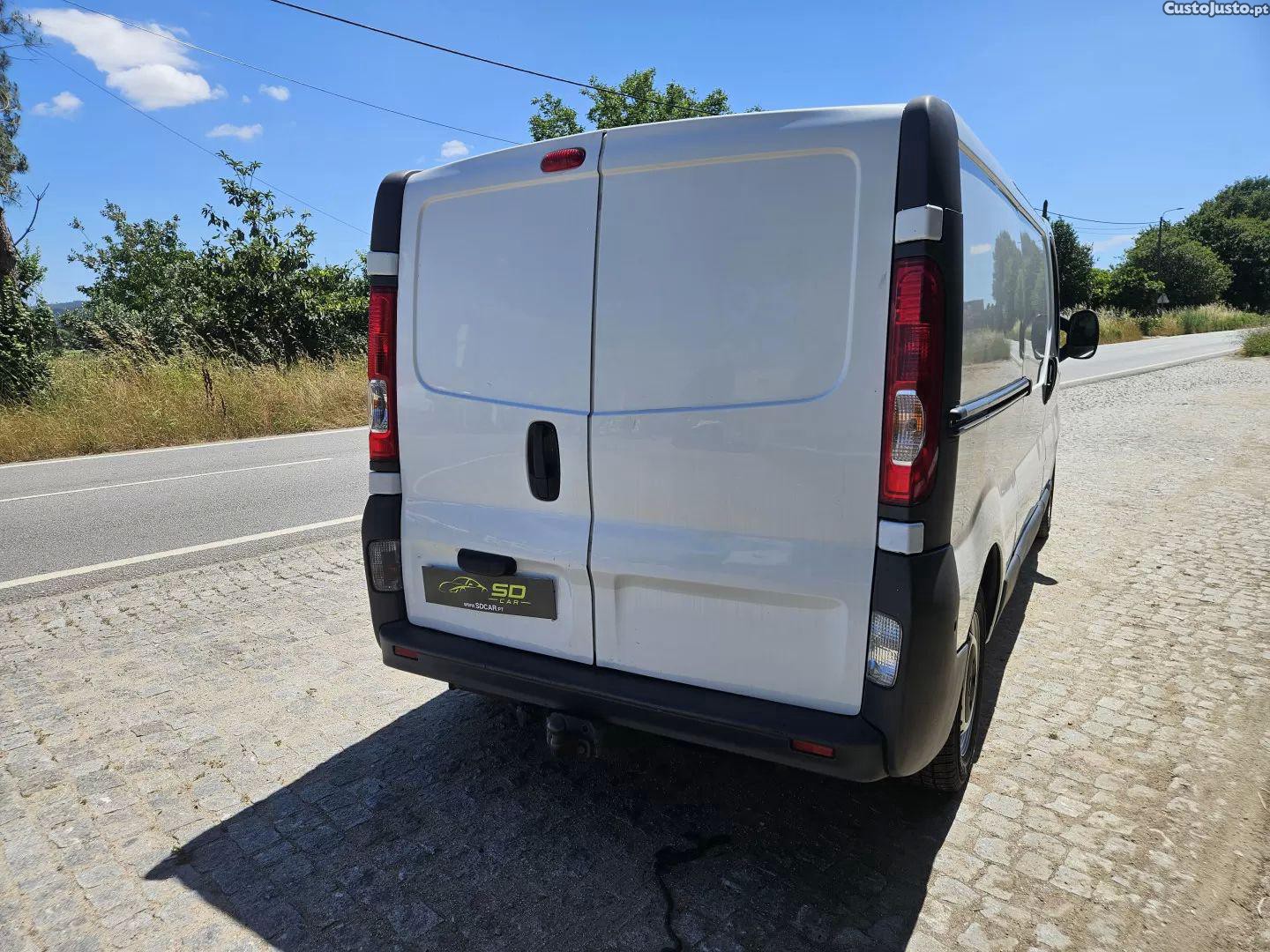 Opel Vivaro 2.0 cdti l2h1 2.9t — fotografia 7