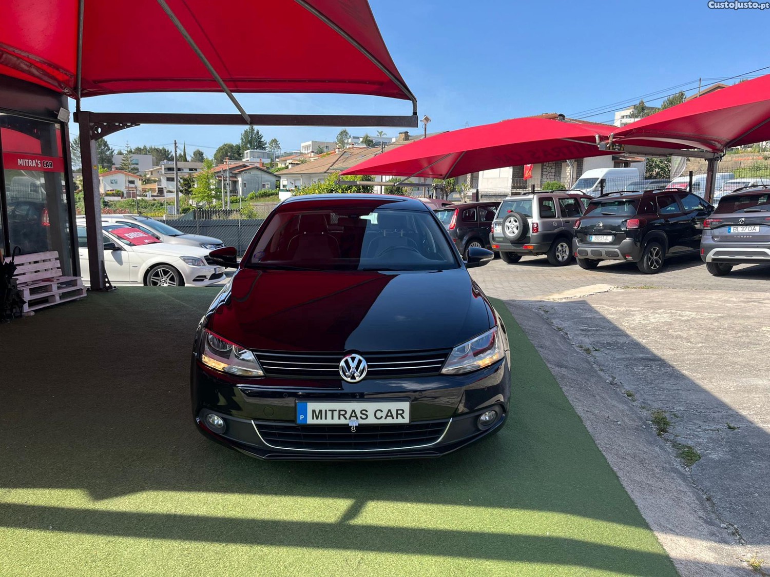 Volkswagen Jetta 1.6 TDI — fotografia 15