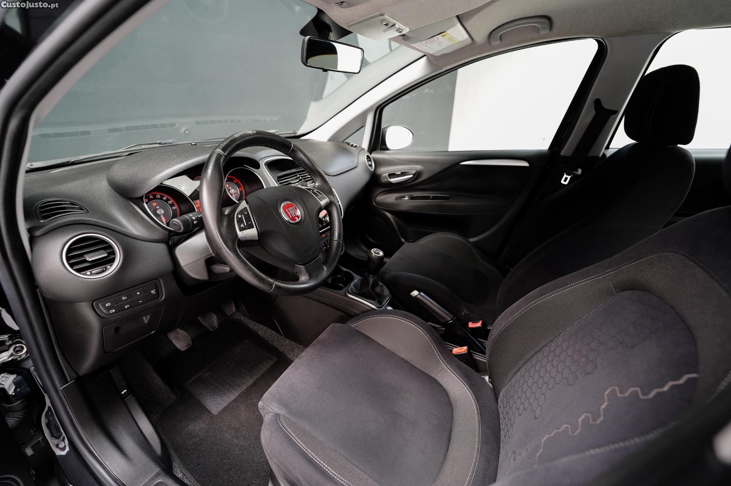 Fiat Punto 1.3 M-Jet Lounge S&S — fotografia 21