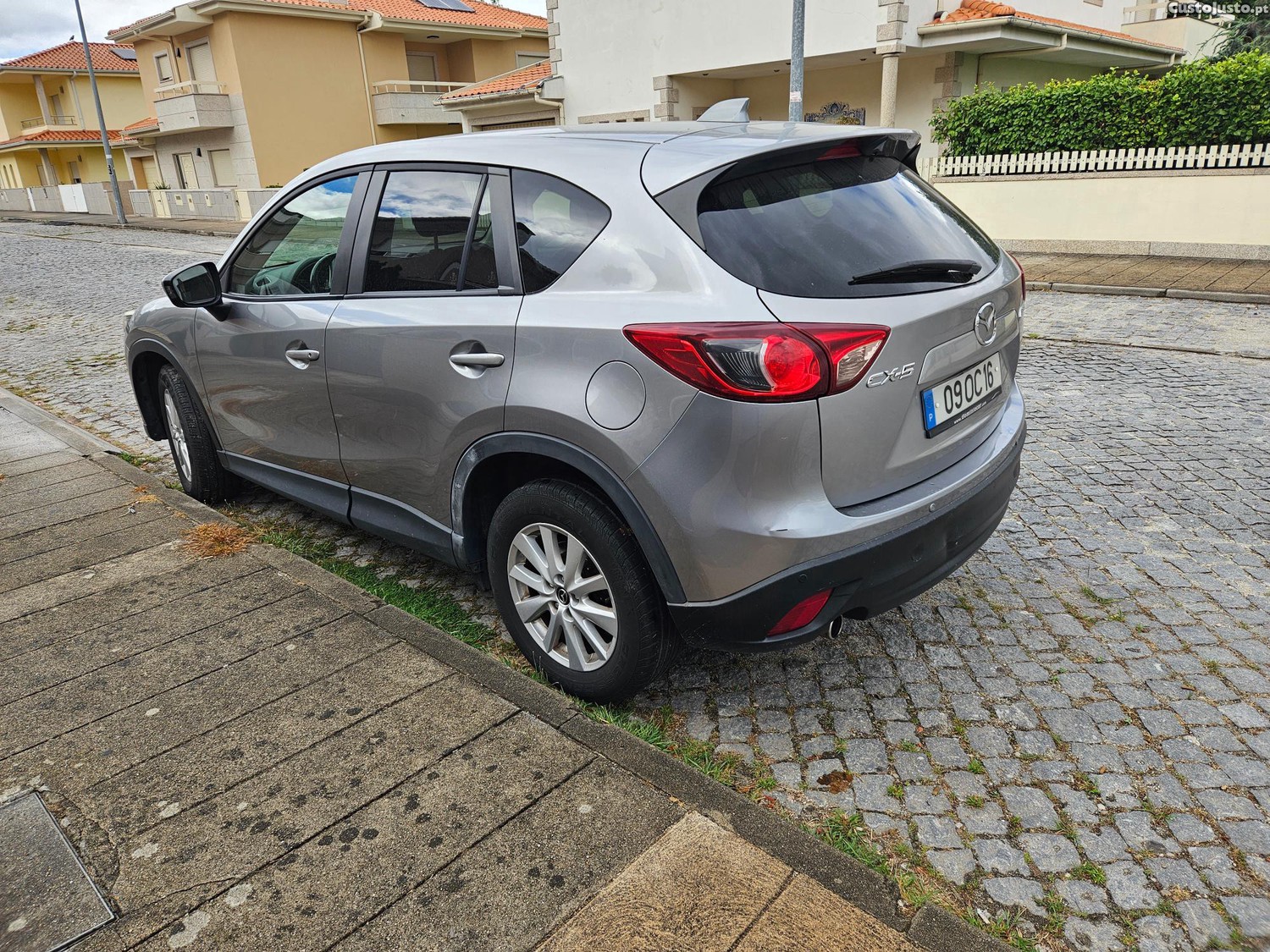 Mazda CX-5 2.2 diesel 150cv — fotografia 2