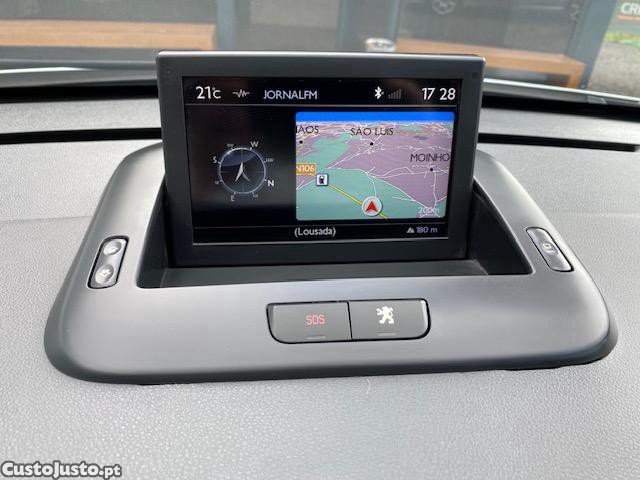 Peugeot 3008 1.6 e-HDi Style 2-Tronic — fotografia 3