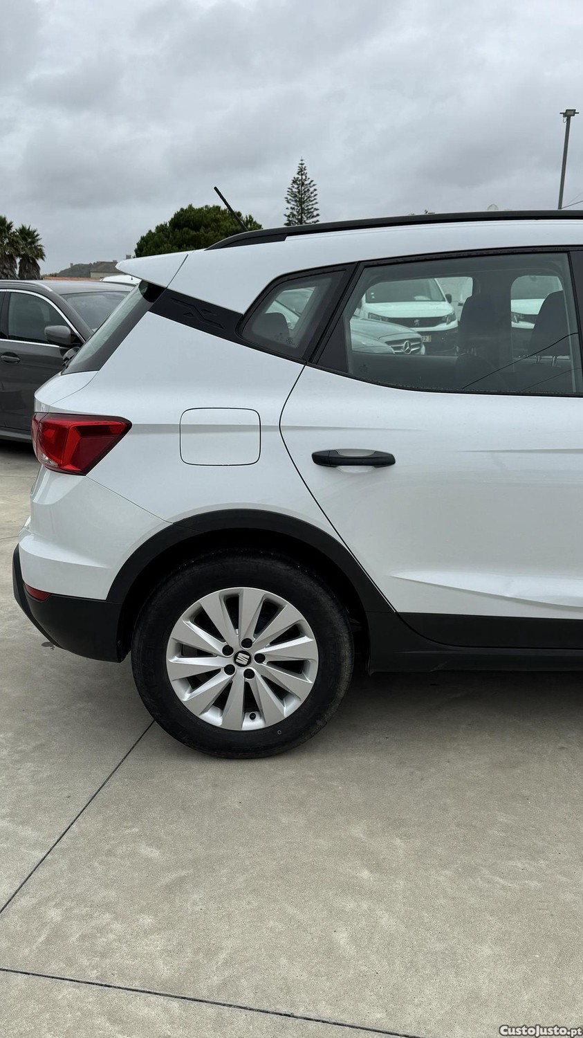 Seat Arona 1.6 TDI - 19 foto 4
