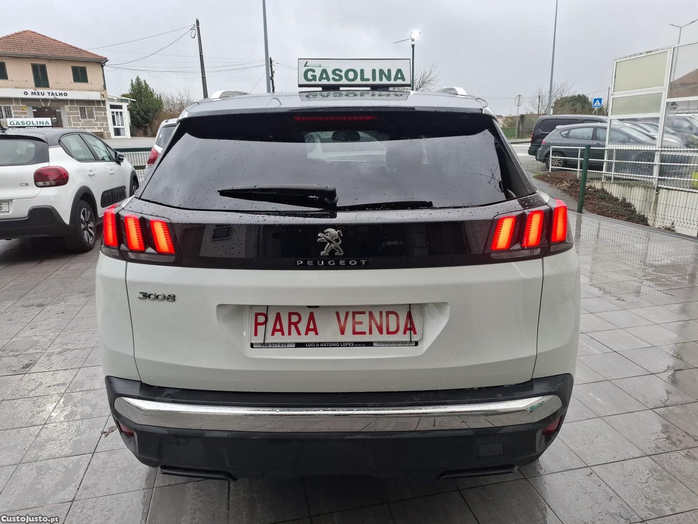 Peugeot 3008 1.2 PureTech Allure Pack — fotografia 14